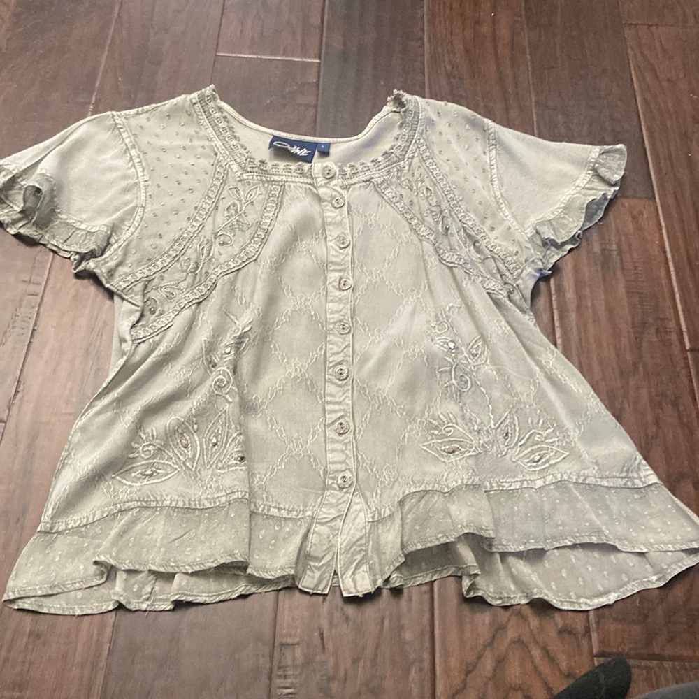 Silver size large button blouse